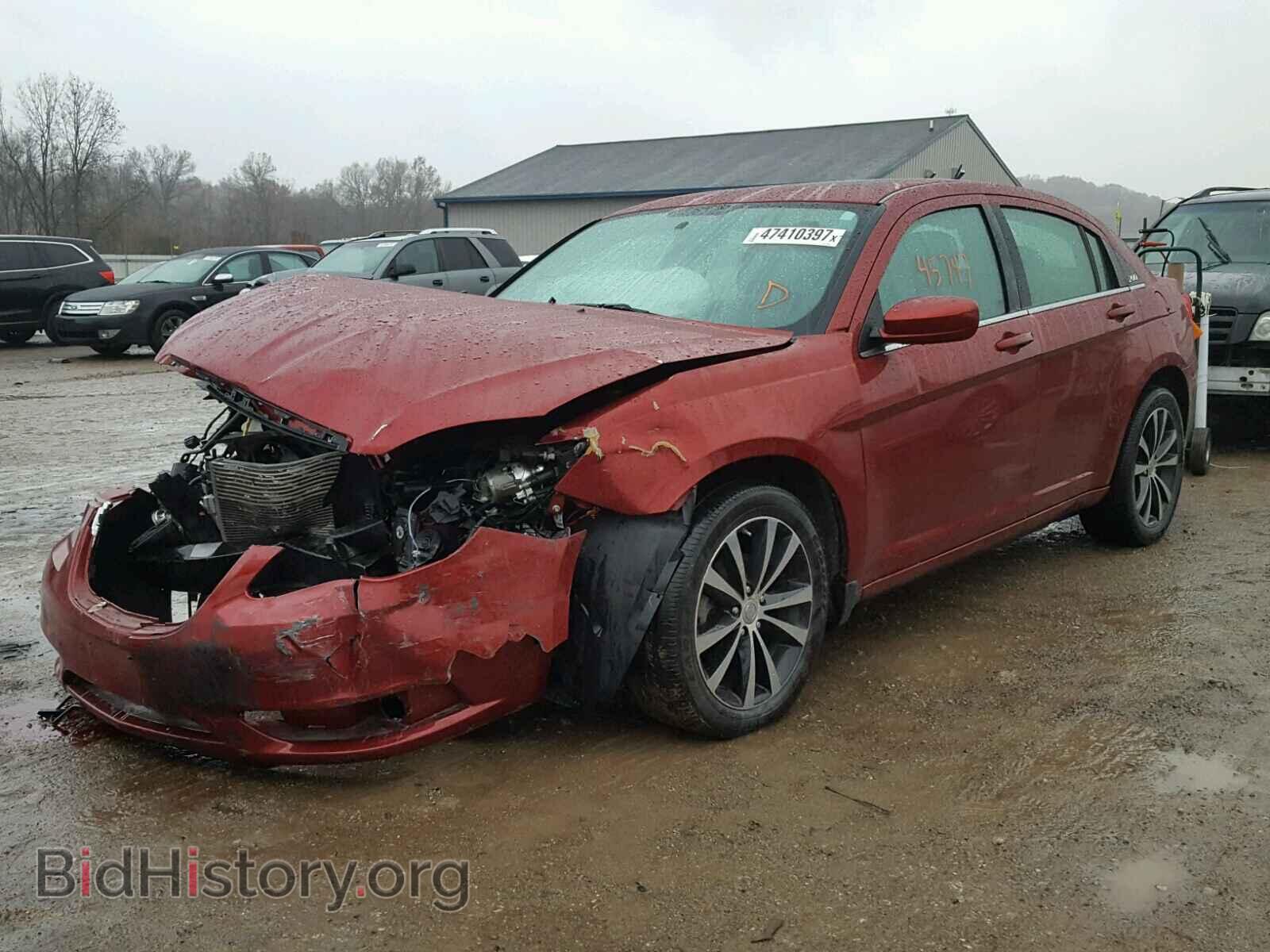 2013 CHRYSLER 200 - VIN: 1C3CCBCG3DN629452 - Photo 2