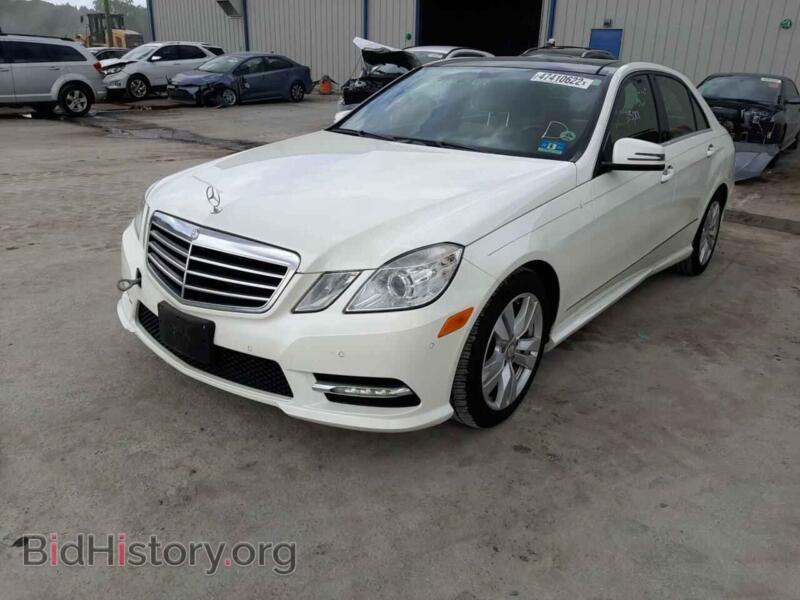 2013 Mercedes-Benz E-CLASS (VIN WDDHF2EB8DA739906) — фото 2 из 10