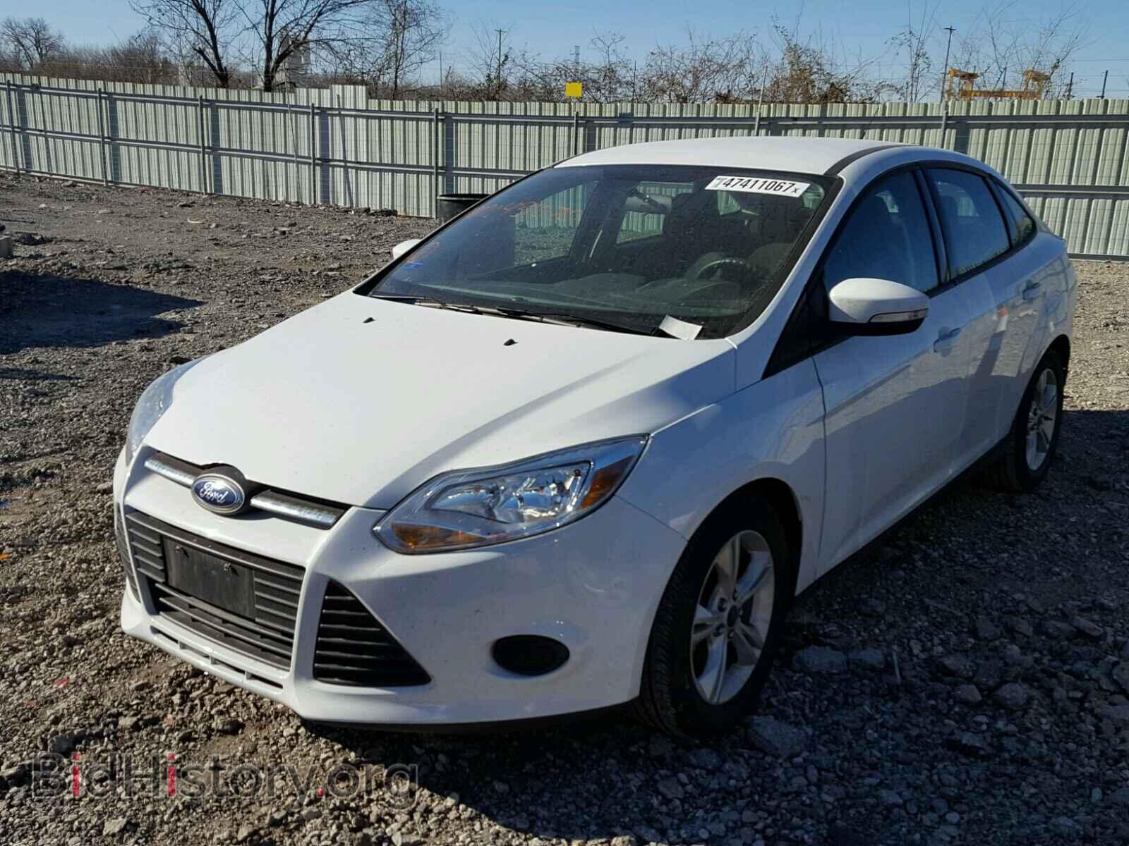 2014 FORD FOCUS - VIN: 1FADP3F20EL431070 - Photo 2