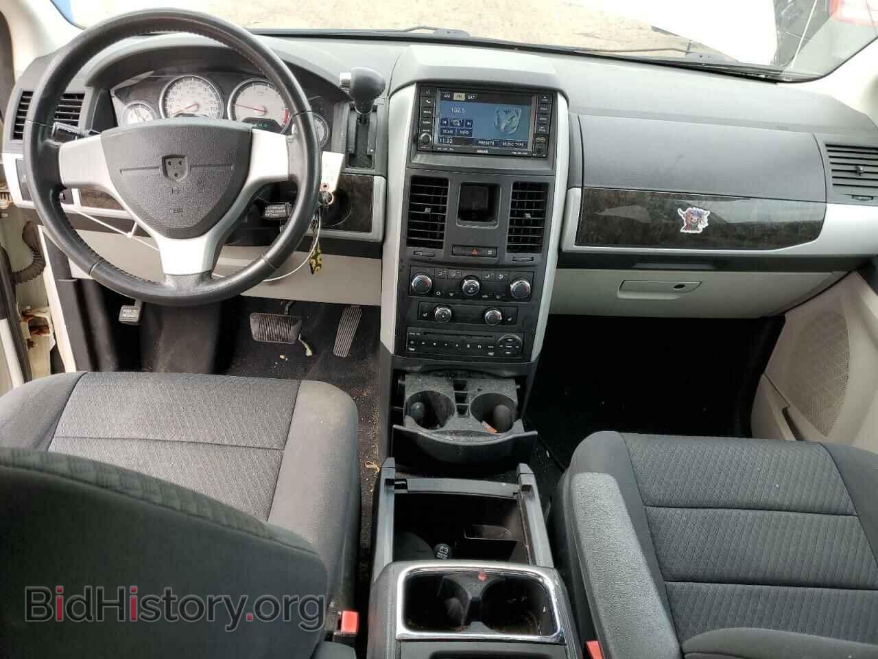 2010 DODGE CARAVAN - VIN: 2D4RN5D16AR269025 - Фото 8