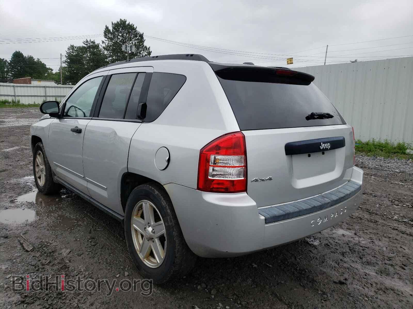 2009 JEEP COMPASS - VIN: 1J4FF47B79D138139 - Фото 3