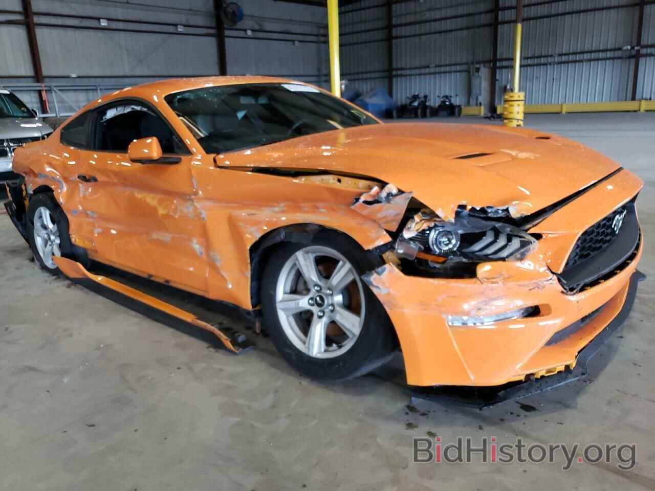 Photo 1FA6P8TH7J5179900 - FORD MUSTANG 2018