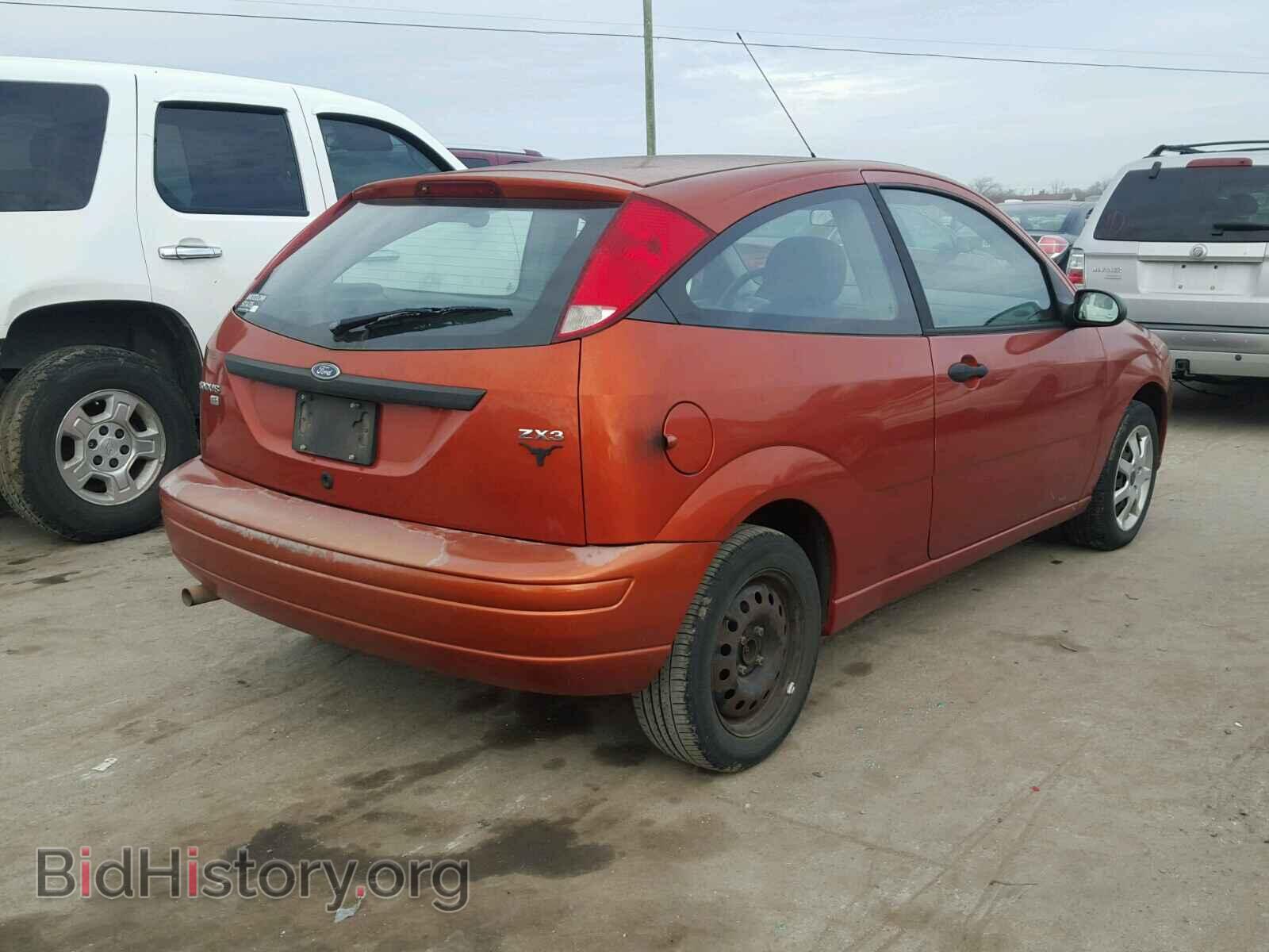 2005 FORD FOCUS - VIN: 3FAFP31N65R127527 - Фото 4