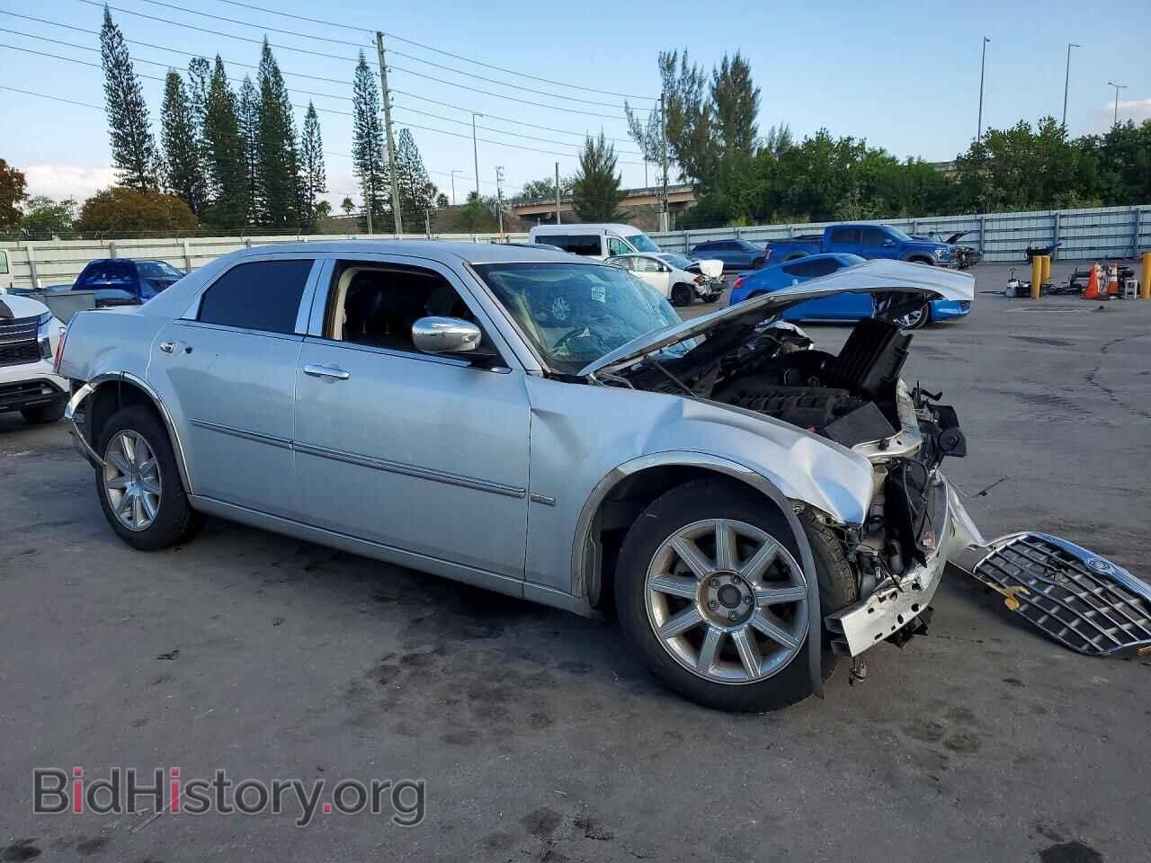 2010 CHRYSLER 300 - VIN: 2C3CA5CV0AH281149 - Фото 4