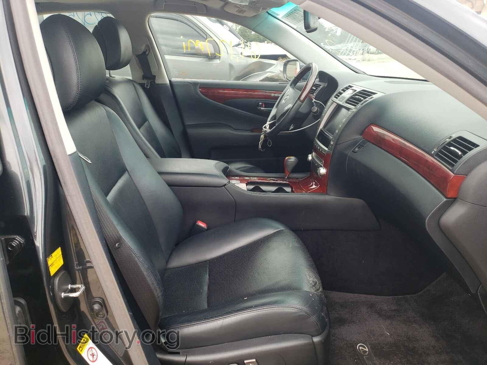 2011 LEXUS LS460 - VIN: JTHBL5EF6B5105687 - Photo 5