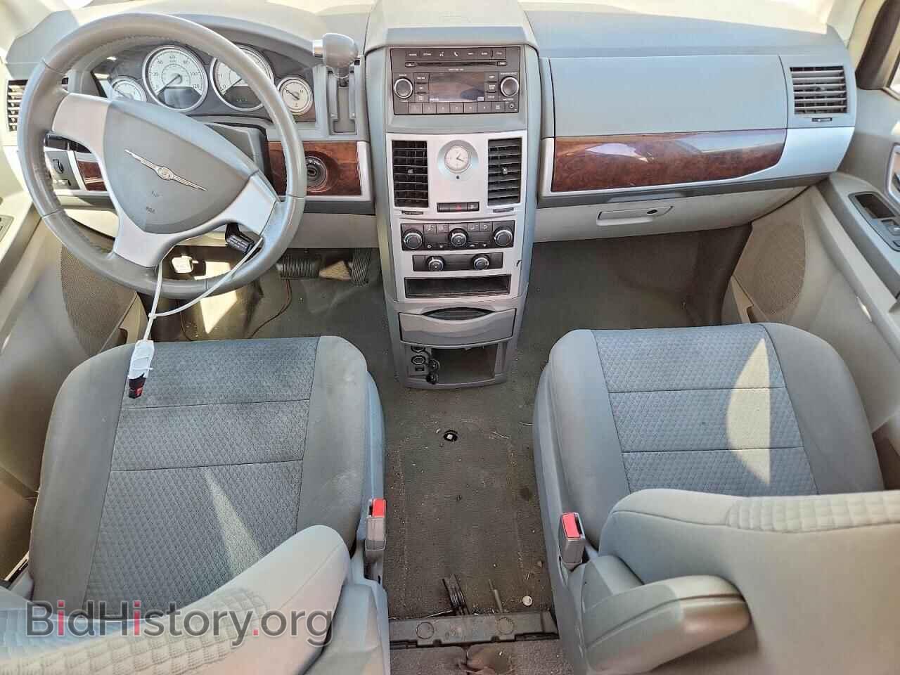 2010 CHRYSLER MINIVAN - VIN: 2A4RR5D14AR412775 - Photo 8