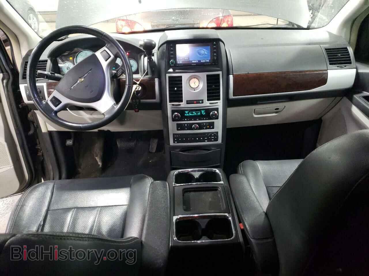 2010 CHRYSLER MINIVAN - VIN: 2A4RR8DX8AR454565 - Фото 8