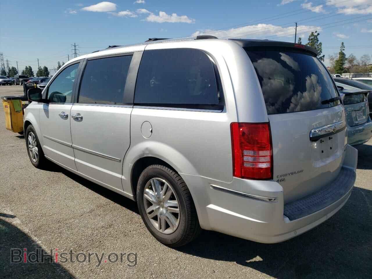2010 CHRYSLER MINIVAN - VIN: 2A4RR6DX1AR192991 - Фото 2