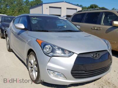2013 Hyundai VELOSTER, серебристый — VIN KMHTC6AD4DU093849, Copart