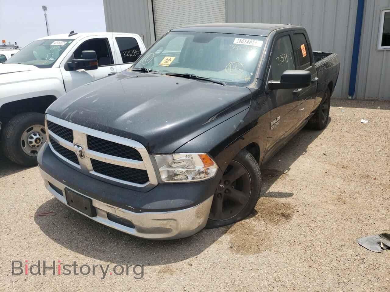 2018 RAM 1500 - VIN: 1C6RR6FG8JS340143 - Фото 2