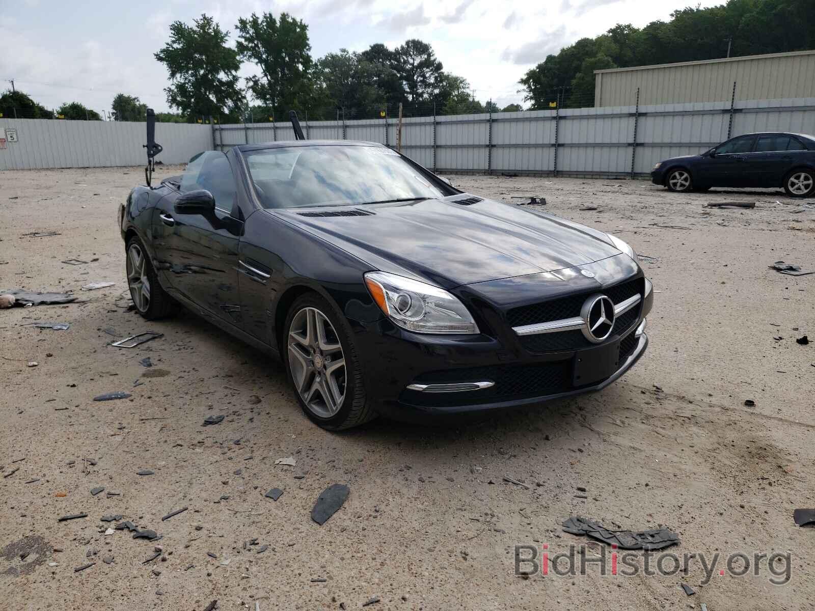 Photo WDDPK4HA3FF101770 - MERCEDES-BENZ SLK-CLASS 2015