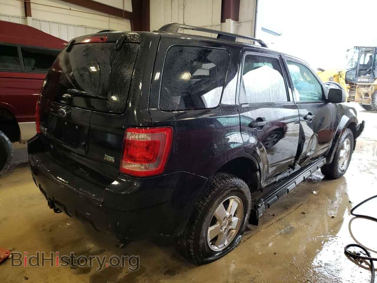 2011 FORD ESCAPE - VIN: 1FMCU9DG1BKB20499 - Фото 3
