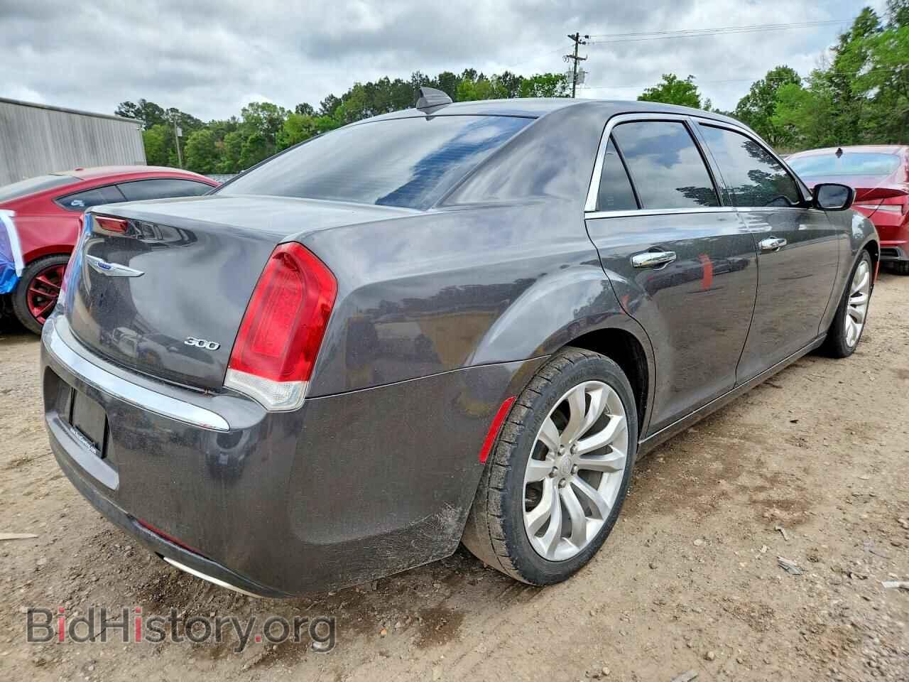 2019 CHRYSLER 300 - VIN: 2C3CCAEG6KH612108 - Фото 3