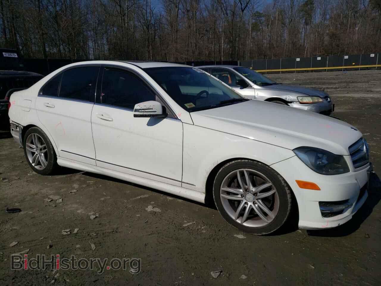 2013 MERCEDES-BENZ C-CLASS - VIN: WDDGF8AB9DA780596 - Фото 4
