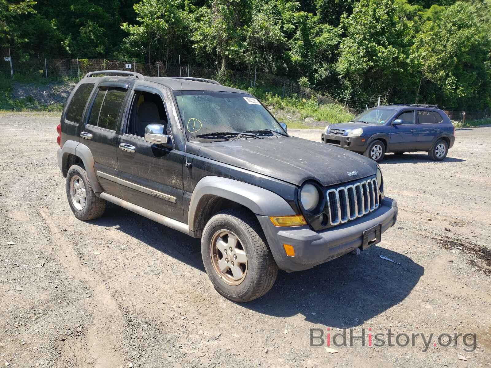 Photo 1J4GL48K87W717475 - JEEP LIBERTY 2007