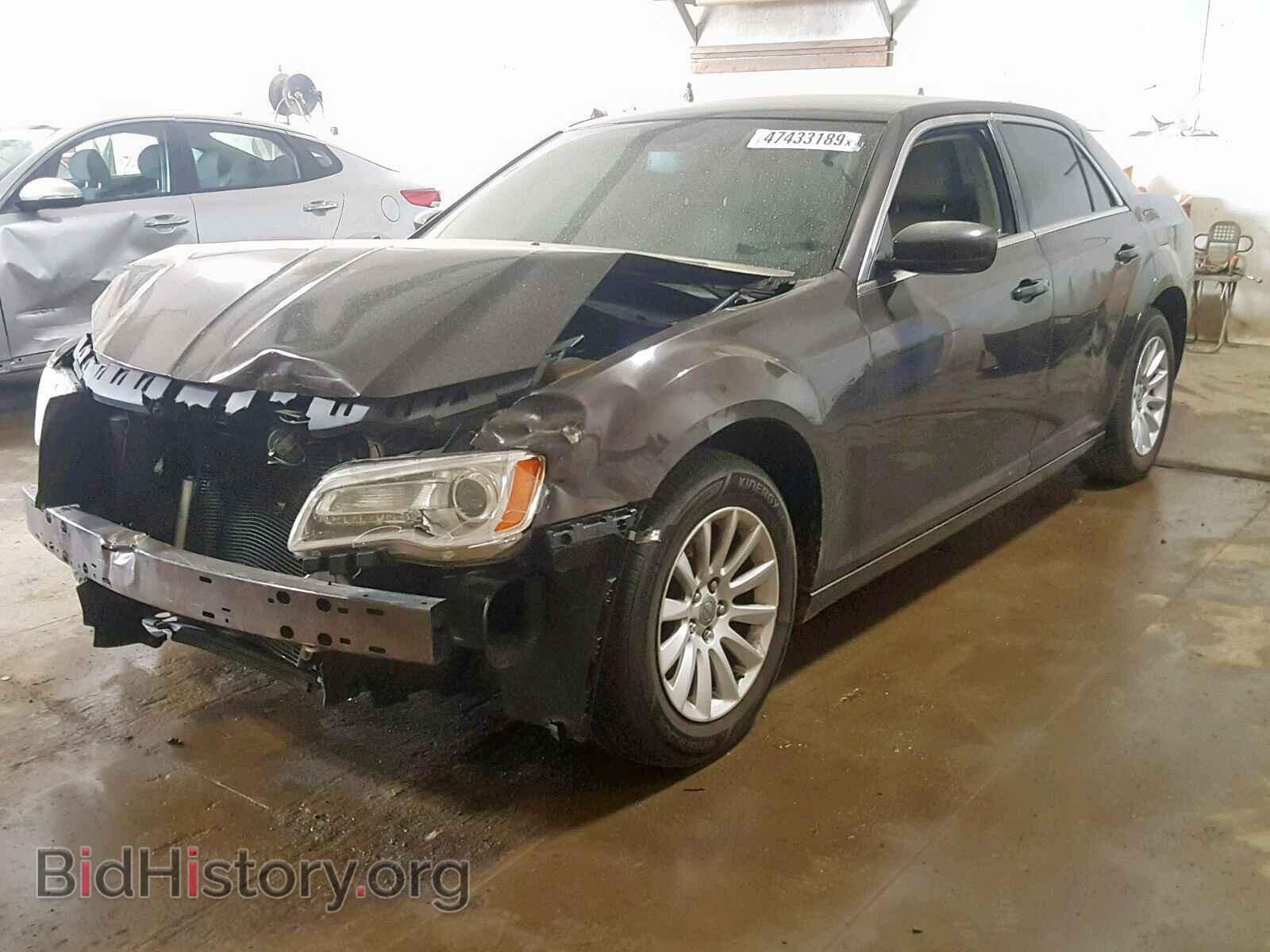 2013 CHRYSLER 300 - VIN: 2C3CCAAG2DH574496 - Фото 2