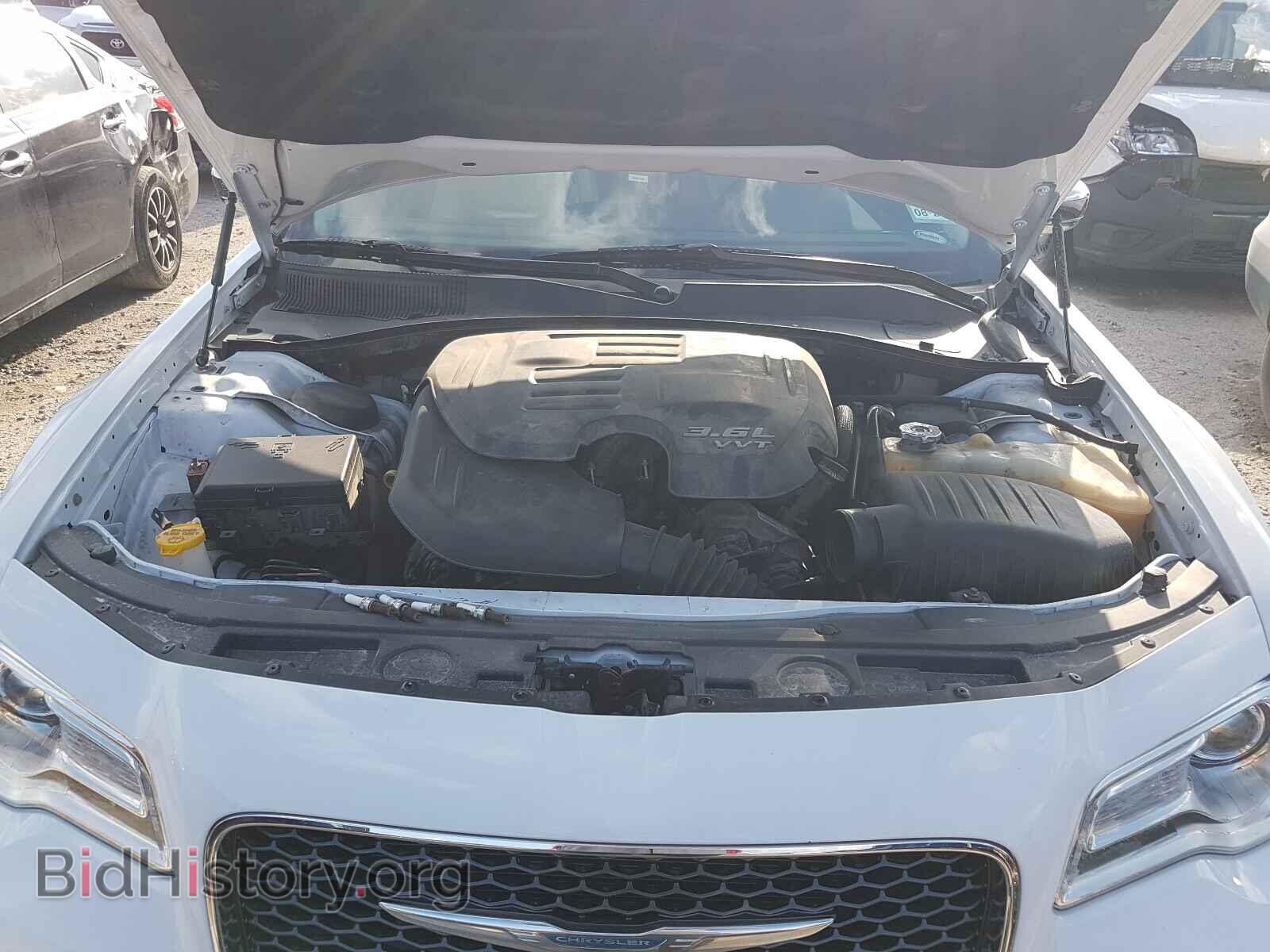 2018 CHRYSLER 300 - VIN: 2C3CCAEG1JH126823 - Фото 7