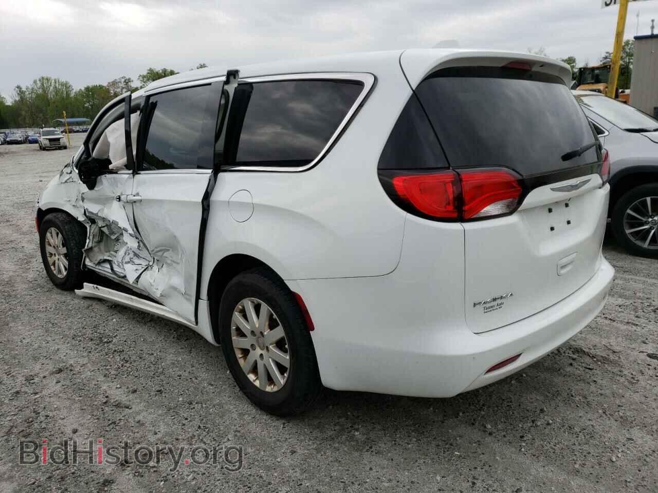2017 CHRYSLER PACIFICA - VIN: 2C4RC1CGXHR518938 - Photo 2