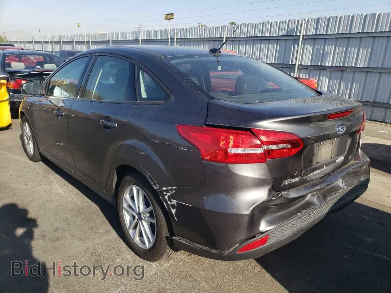 2016 FORD FOCUS - VIN: 1FADP3F22GL372638 - Фото 3