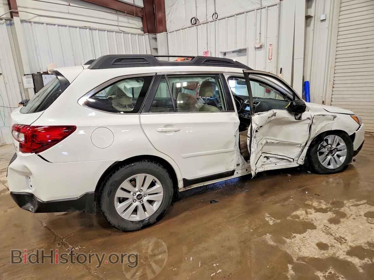 2017 SUBARU OUTBACK - VIN: 4S4BSAAC4H3441203 - Photo 3