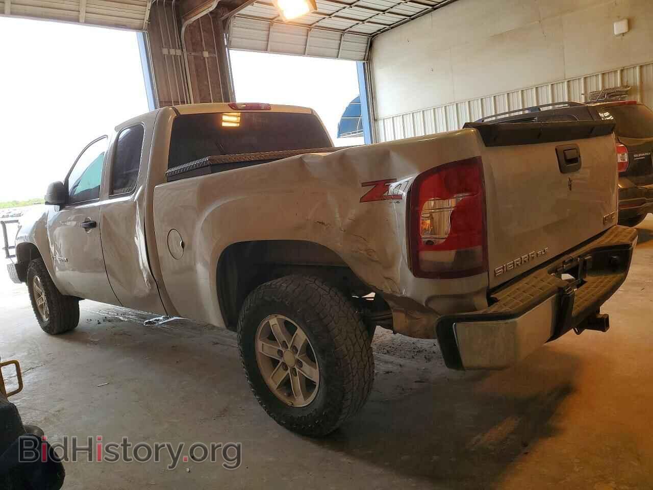 2007 GMC SIERRA - VIN: 2GTEC19J071669902 - Фото 2