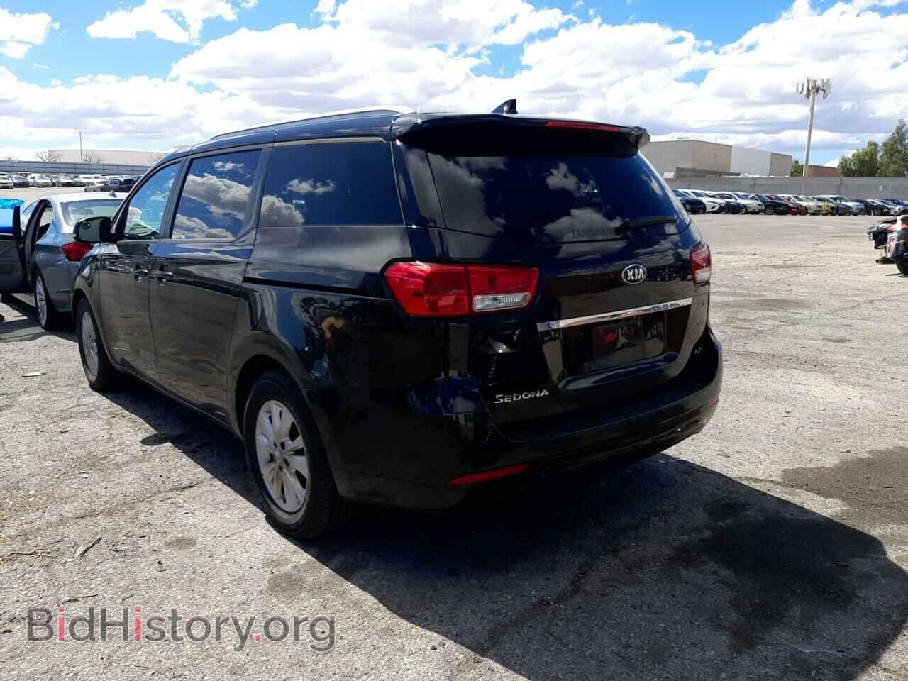 2016 KIA All Models - VIN: KNDMB5C19G6213520 - Photo 2