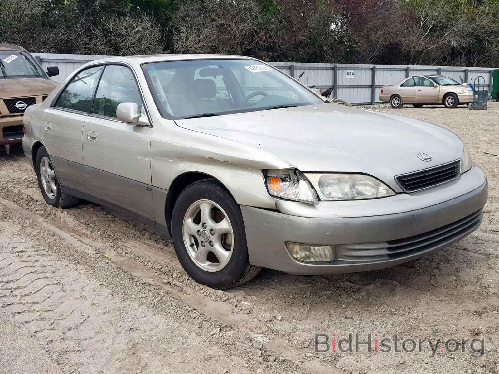 Фотография JT8BF28GXW5022702 - LEXUS ES300 1998