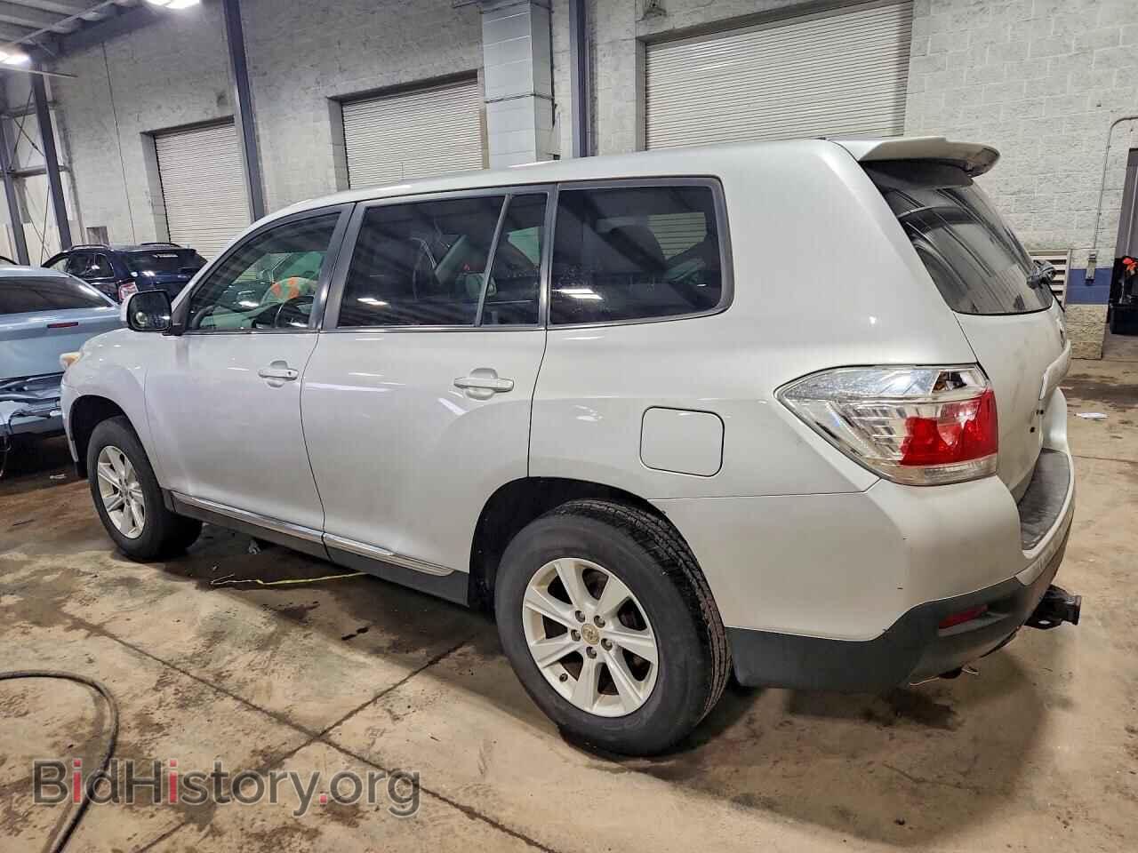 2012 TOYOTA HIGHLANDER - VIN: 5TDBK3EH8CS123744 - Фото 2