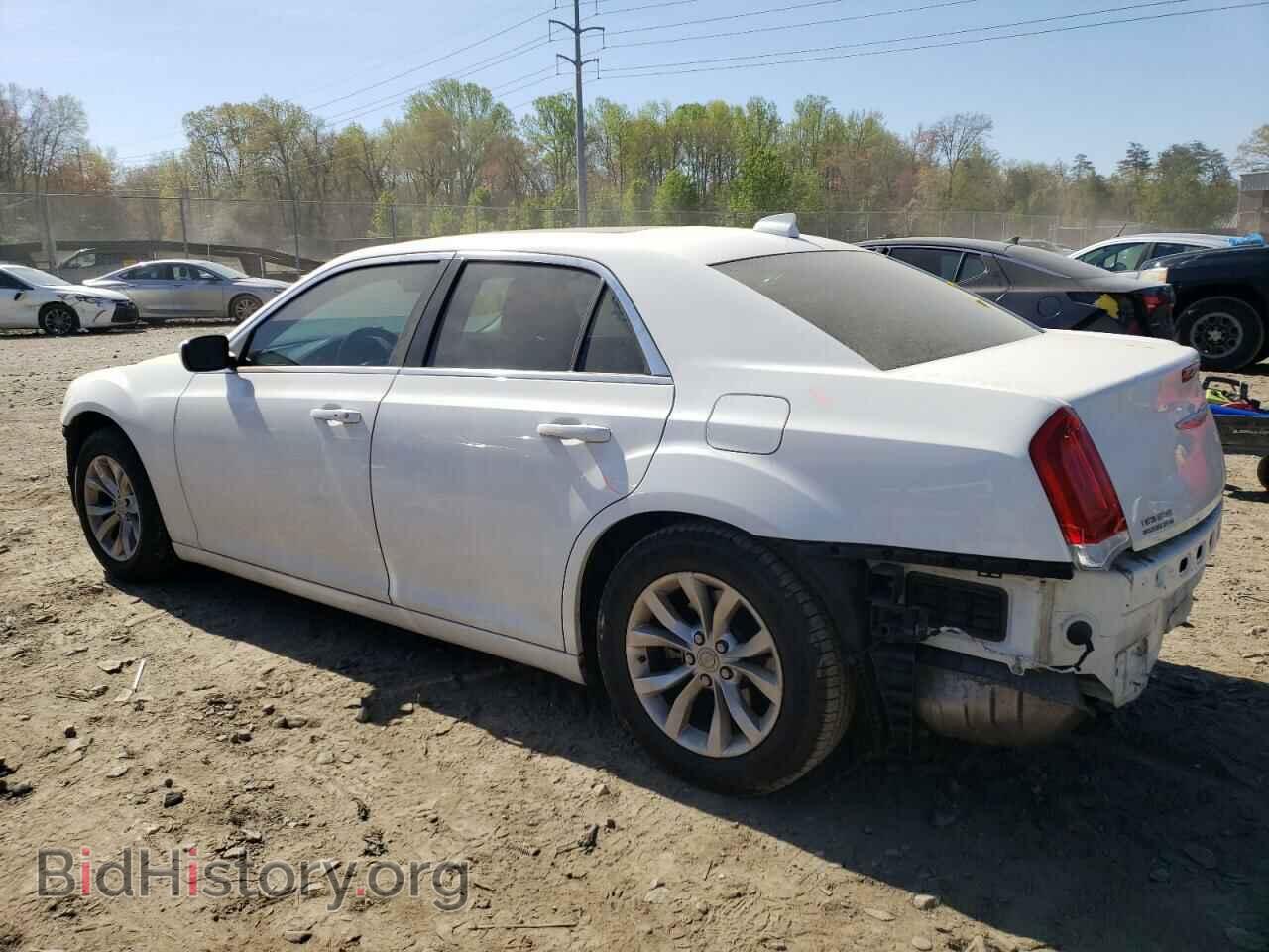 2016 CHRYSLER 300 - VIN: 2C3CCAAG8GH229655 - Фото 2