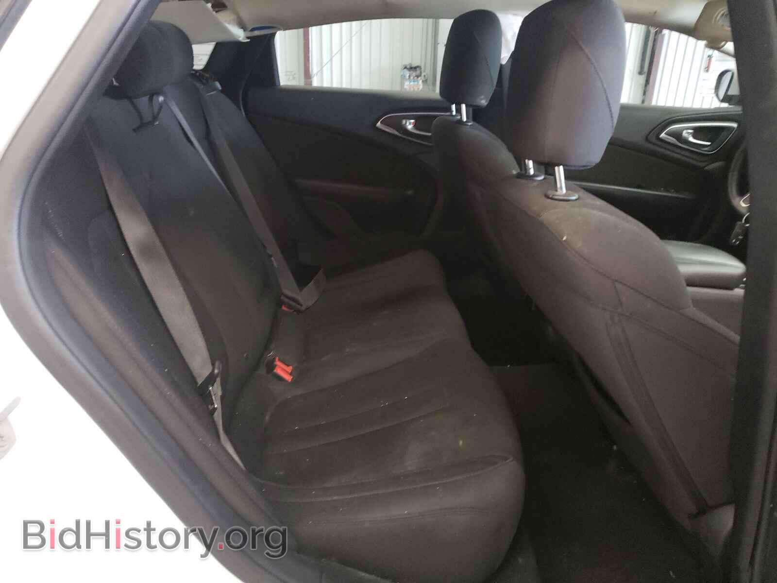 2015 CHRYSLER 200 - VIN: 1C3CCCAB3FN552968 - Фото 6
