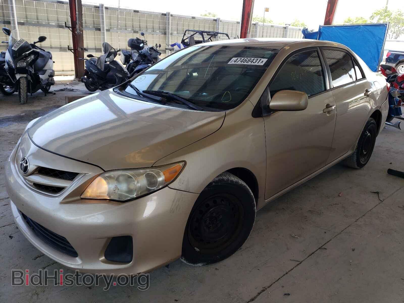 2011 TOYOTA COROLLA - VIN: 2T1BU4EE0BC673615 - Фото 2