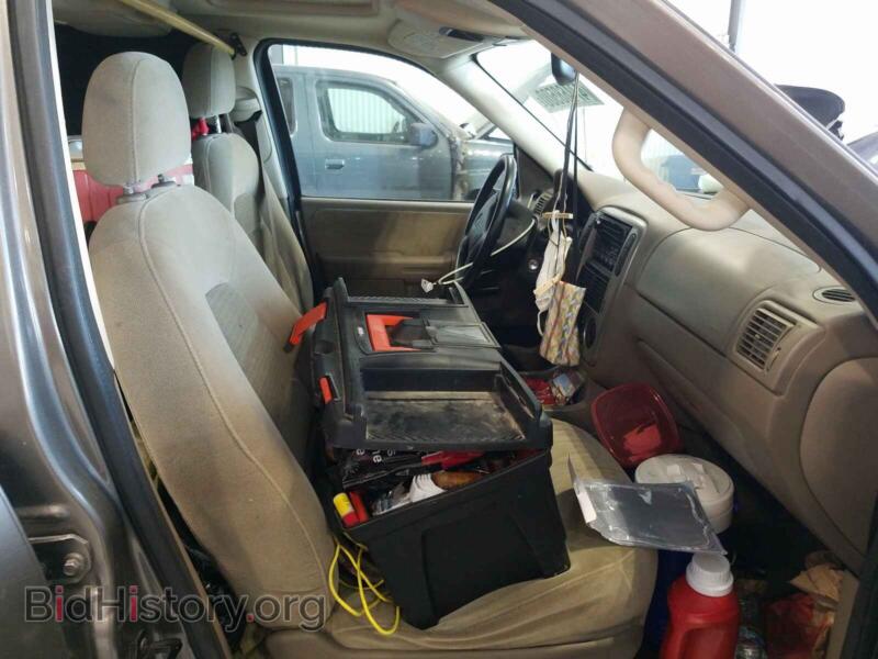 2005 Ford EXPLORER (VIN 1FMDU73K75UB44331) — photo 5 of 10