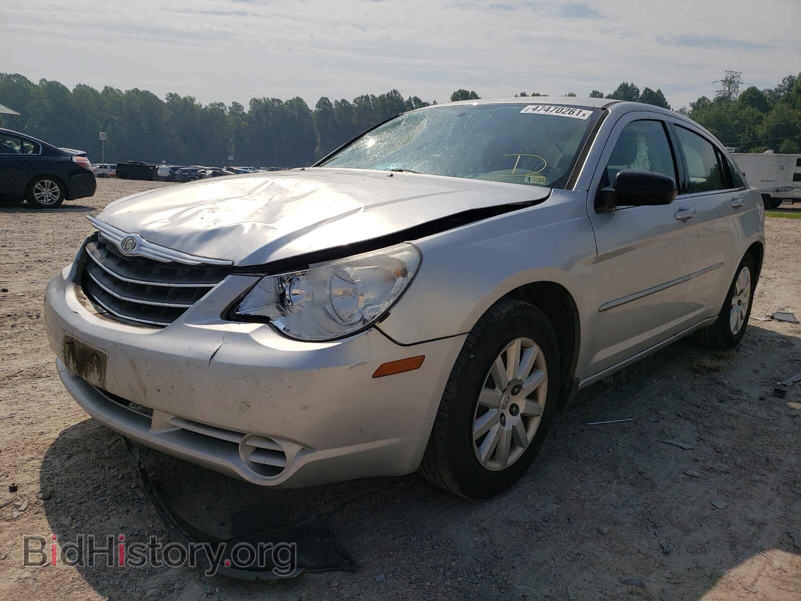 2010 CHRYSLER SEBRING - VIN: 1C3CC4FB5AN194862 - Фото 2