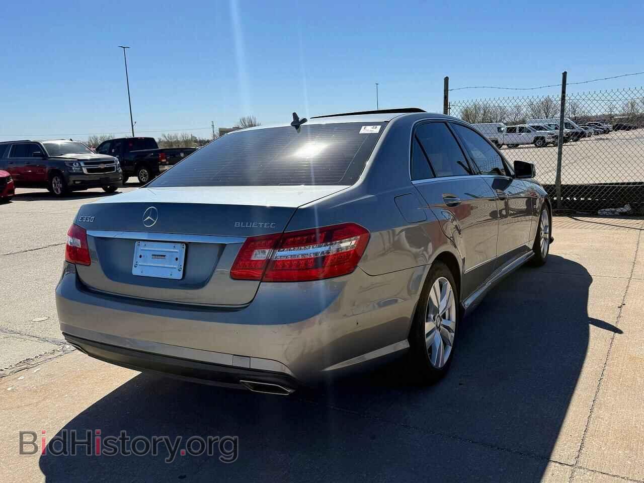 2011 MERCEDES-BENZ E-CLASS - VIN: WDDHF2EB9BA450370 - Фото 4