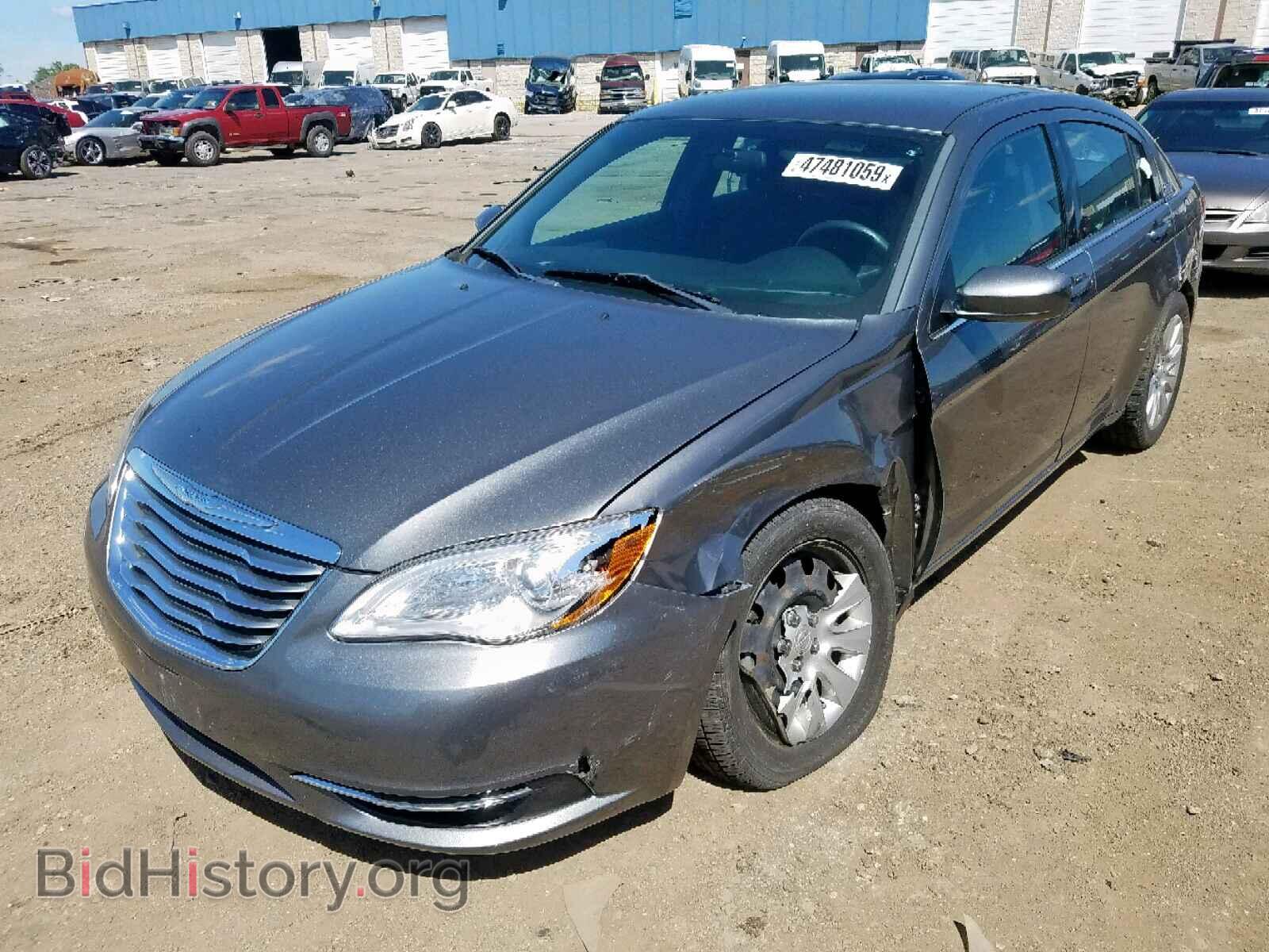 2012 CHRYSLER 200 - VIN: 1C3CCBAB2CN152650 - Фото 2