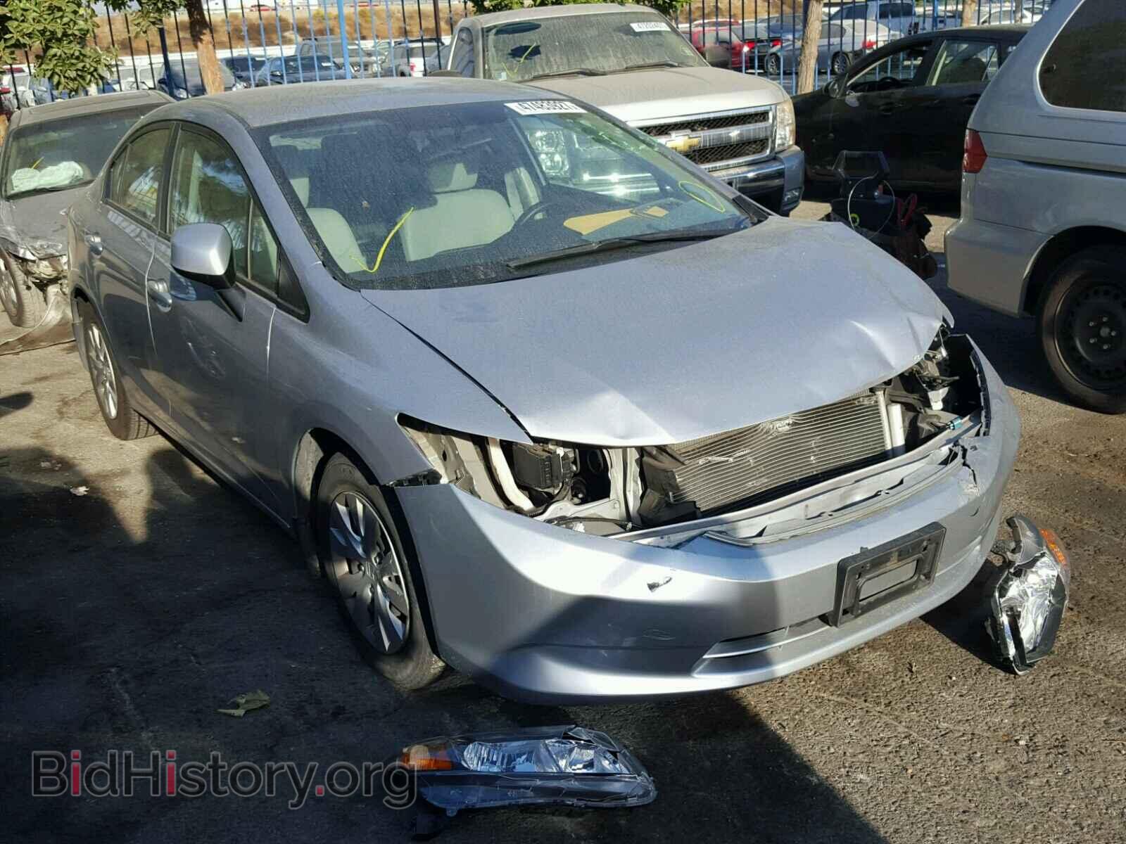 Фотография 19XFB2F52CE383406 - HONDA CIVIC 2012