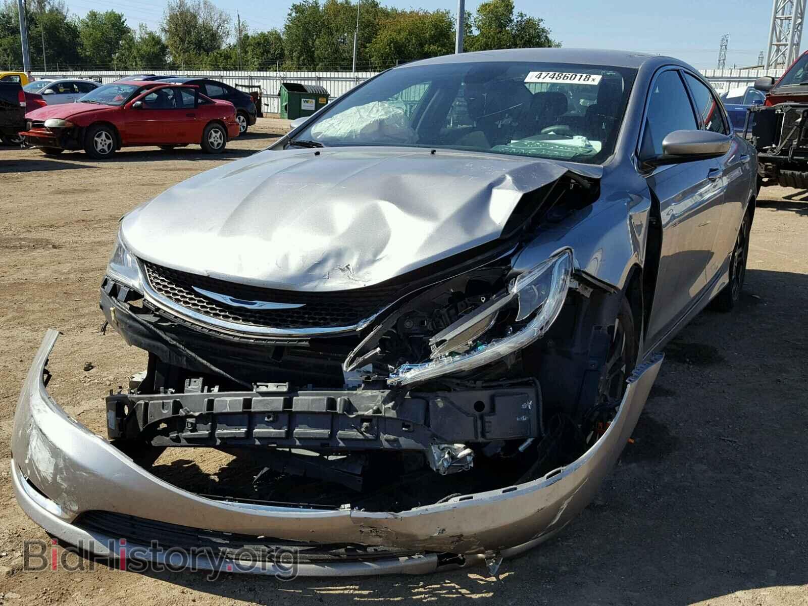 2015 CHRYSLER 200 - VIN: 1C3CCCAB0FN702857 - Photo 2