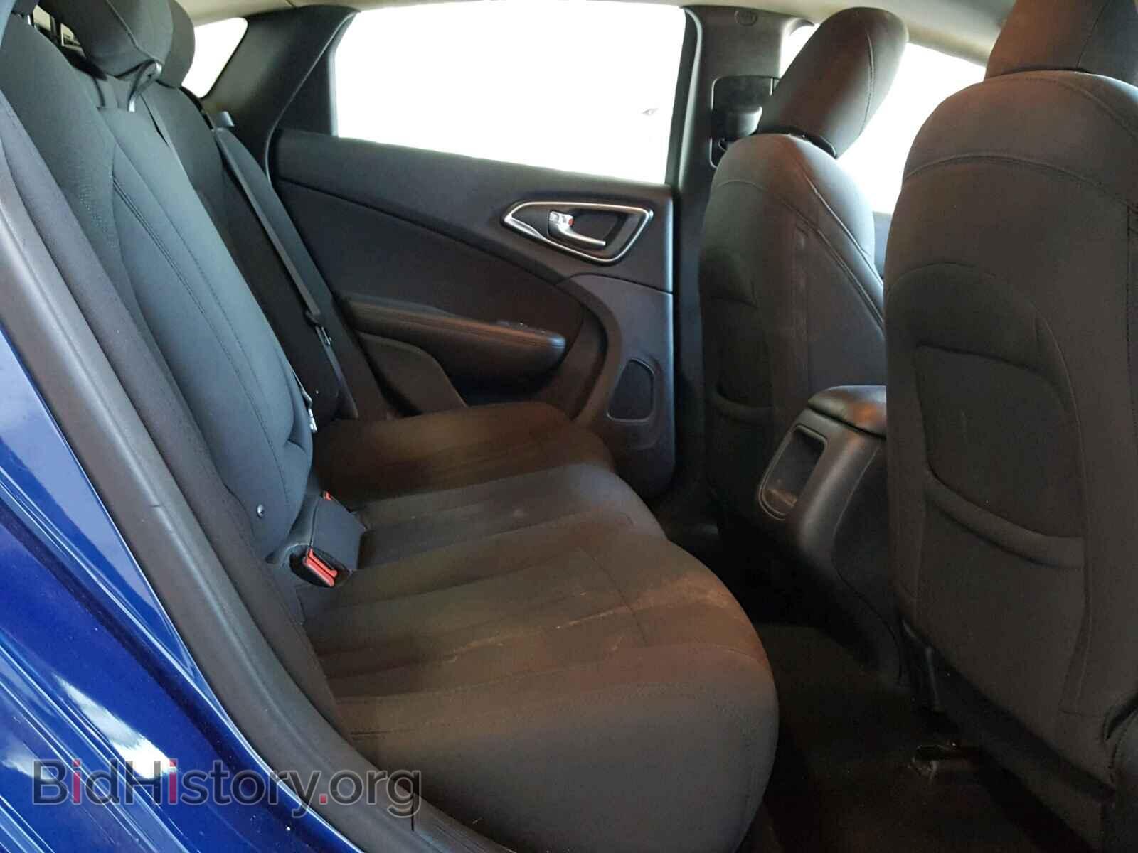2016 CHRYSLER 200 - VIN: 1C3CCCABXGN129693 - Фото 6