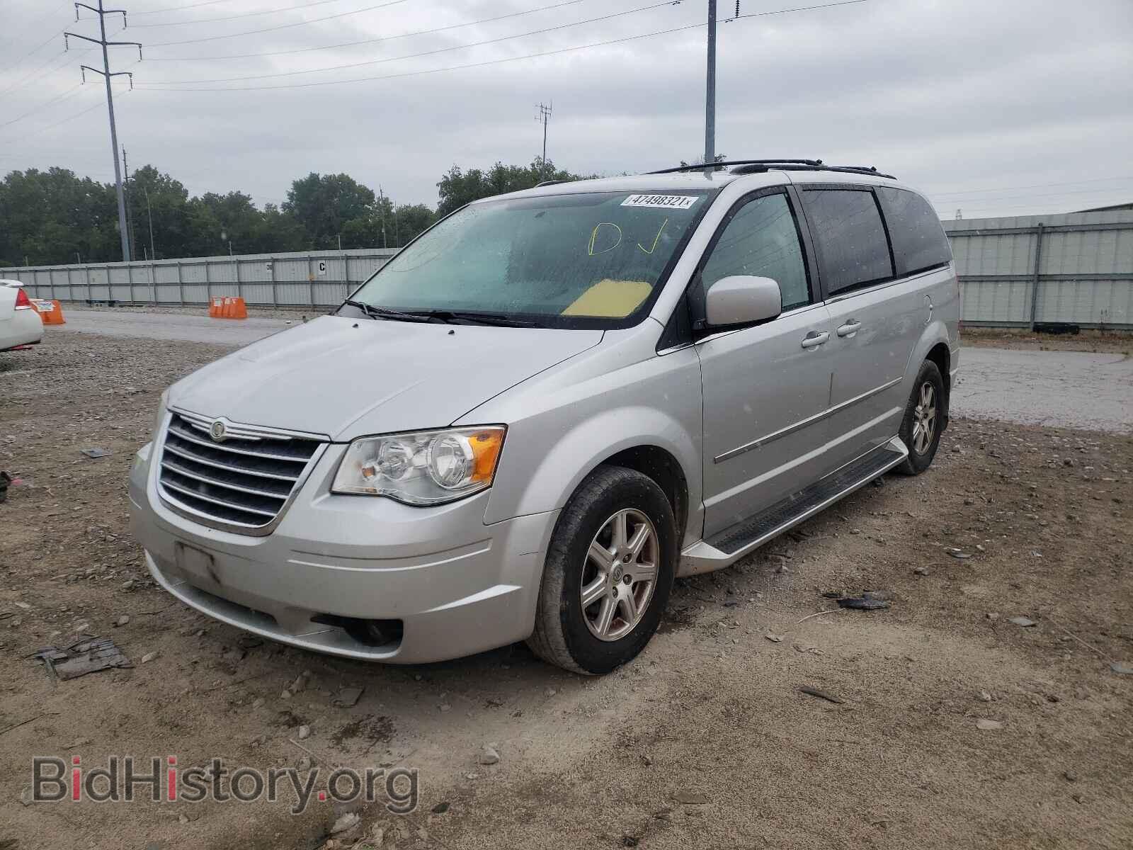 2010 CHRYSLER MINIVAN - VIN: 2A4RR5D18AR110406 - Photo 2
