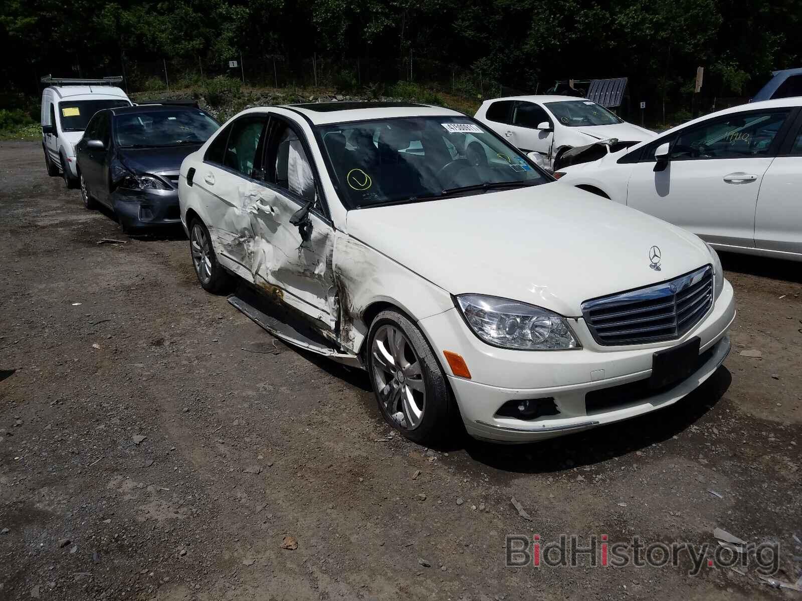 Photo WDDGF81X59R068784 - MERCEDES-BENZ C CLASS 2009