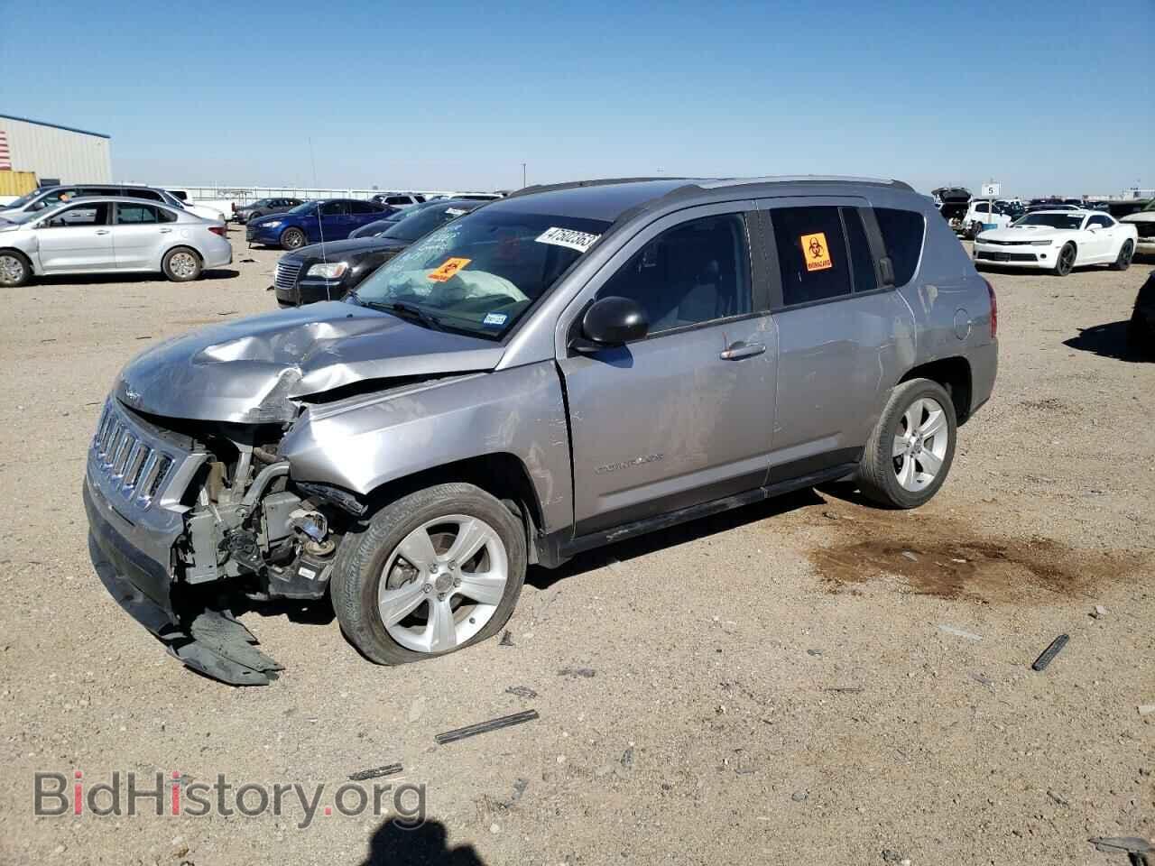 Фотография 1C4NJCBA7GD524629 - JEEP COMPASS 2016
