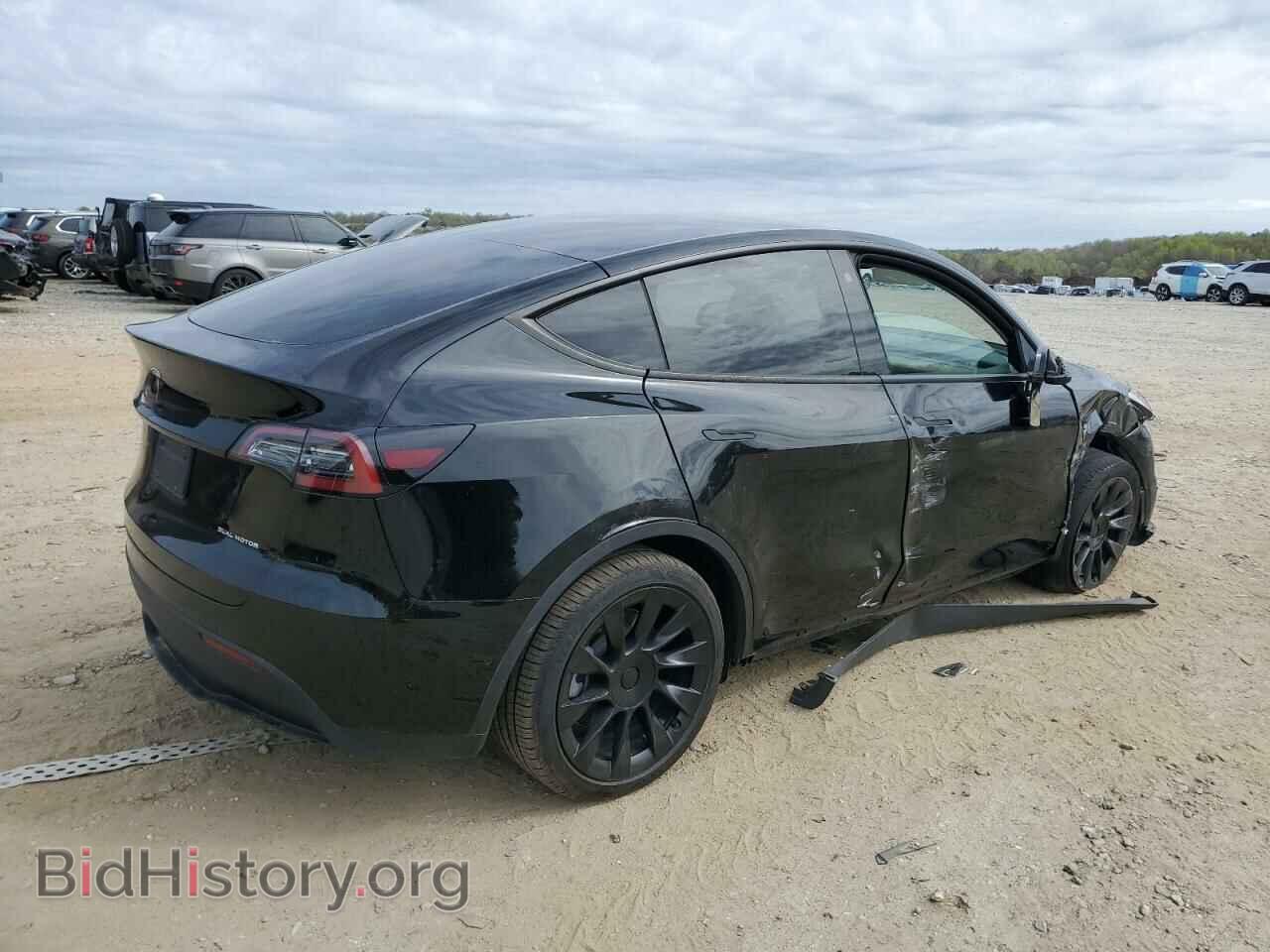 2022 TESLA MODEL Y - VIN: 7SAYGDEE2NF450710 - Photo 3