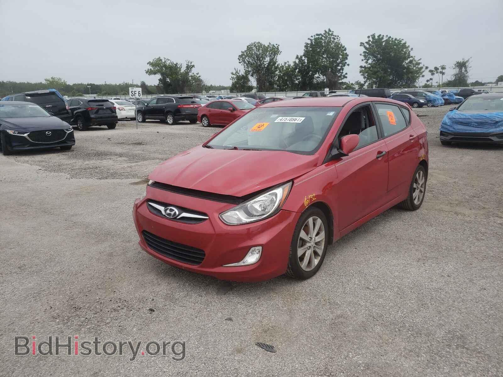 2013 HYUNDAI ACCENT - VIN: KMHCU5AE1DU061845 - Фото 2