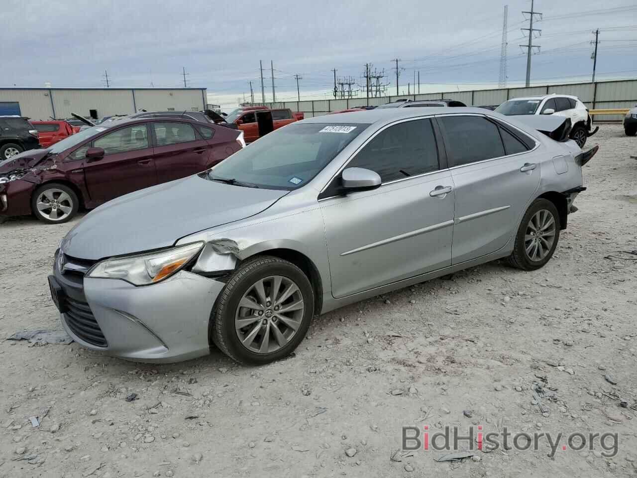 Photo 4T4BF1FK0FR452667 - TOYOTA CAMRY 2015