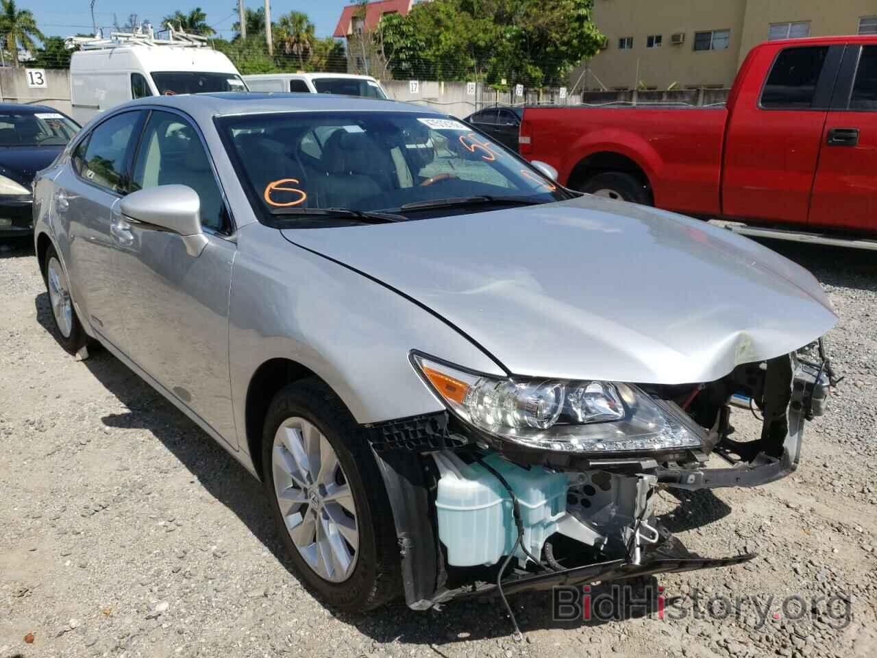 Photo JTHBW1GG4D2008546 - LEXUS ES300 2013