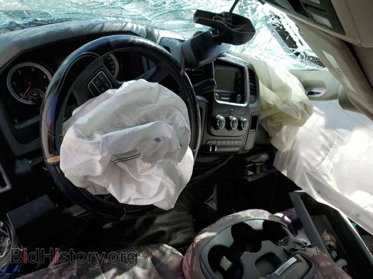 2015 RAM All Models - VIN: 3C6UR5CL6FG593434 - Photo 8