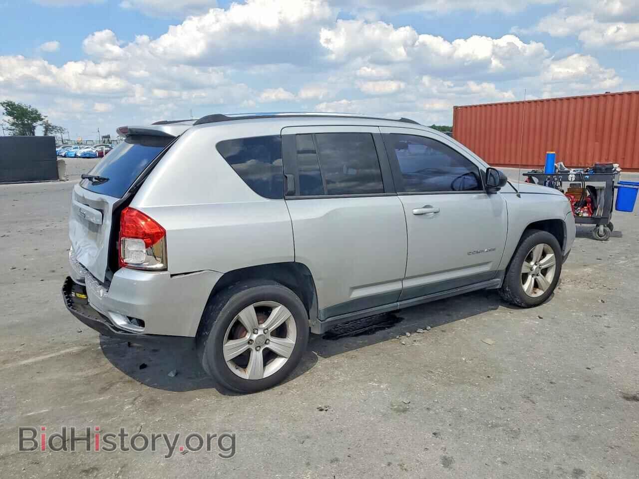 2011 JEEP COMPASS - VIN: 1J4NT1FA8BD240955 - Photo 3