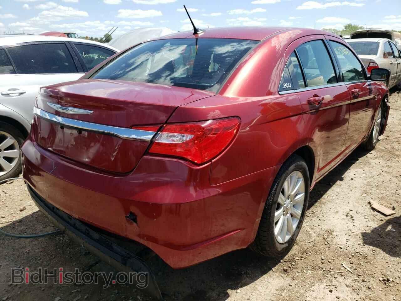 2012 CHRYSLER 200 - VIN: 1C3CCBBB7CN299982 - Фото 4