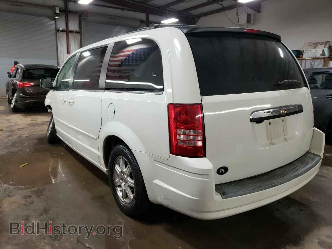 2008 CHRYSLER MINIVAN - VIN: 2A8HR54P88R679068 - Фото 2