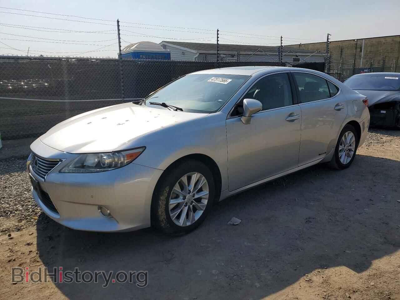 Фотография JTHBW1GG9D2019557 - LEXUS ES300 2013